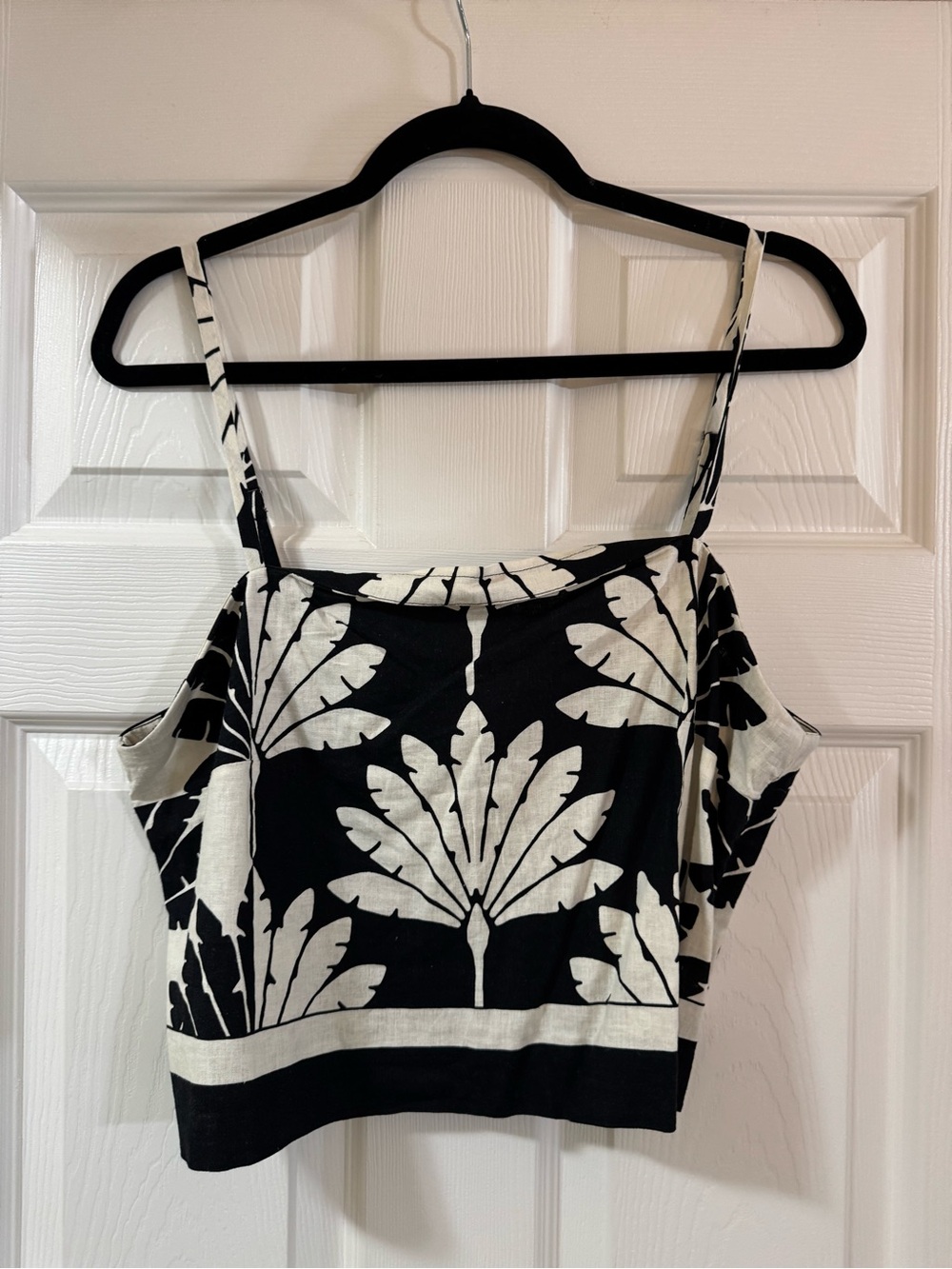 LOFT Black and White Floral Crop Cami
